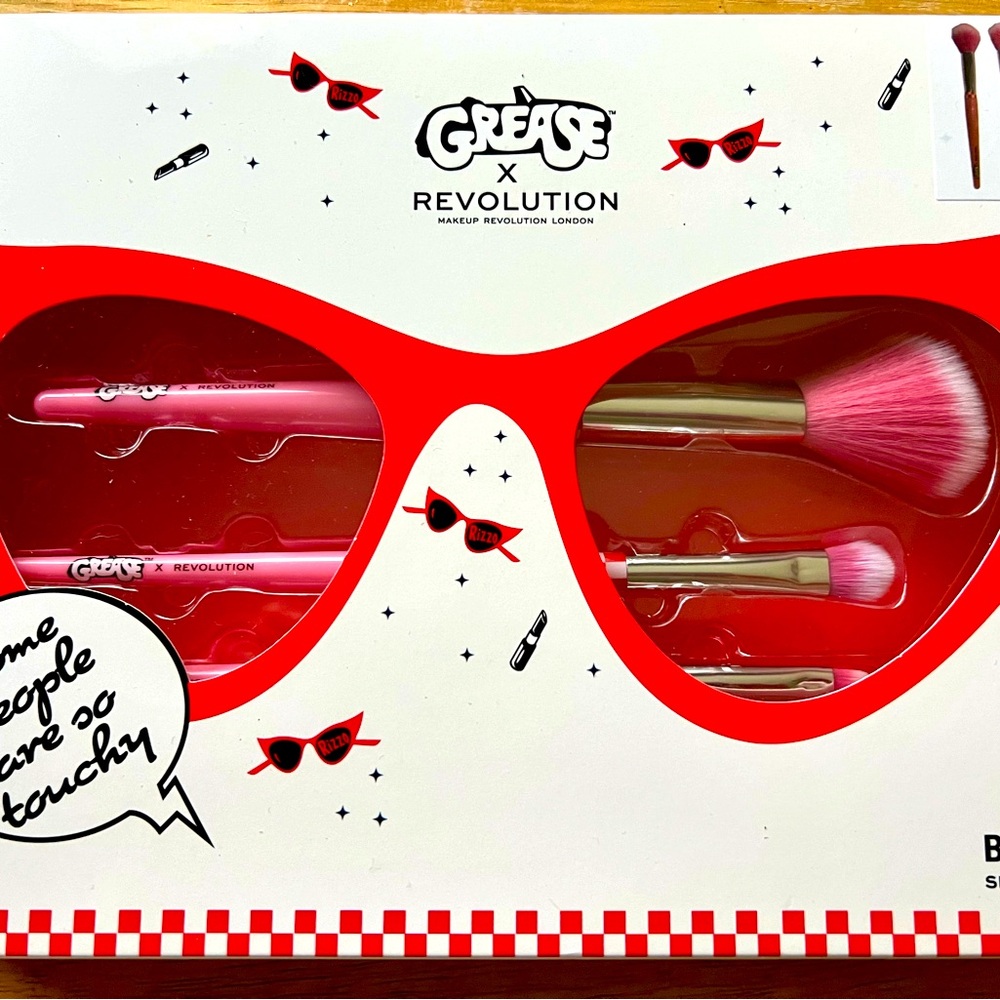Grease X revolution brush set